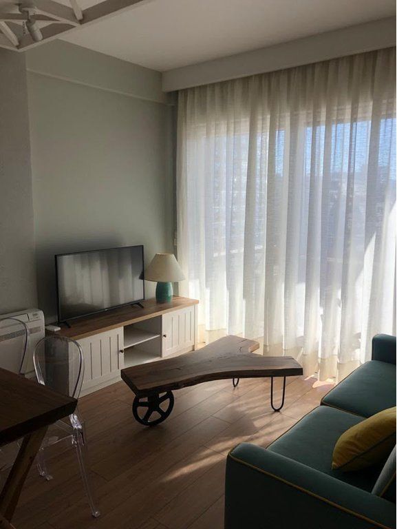 Apartament 1+1 me qira – Rruga Bogdanëve