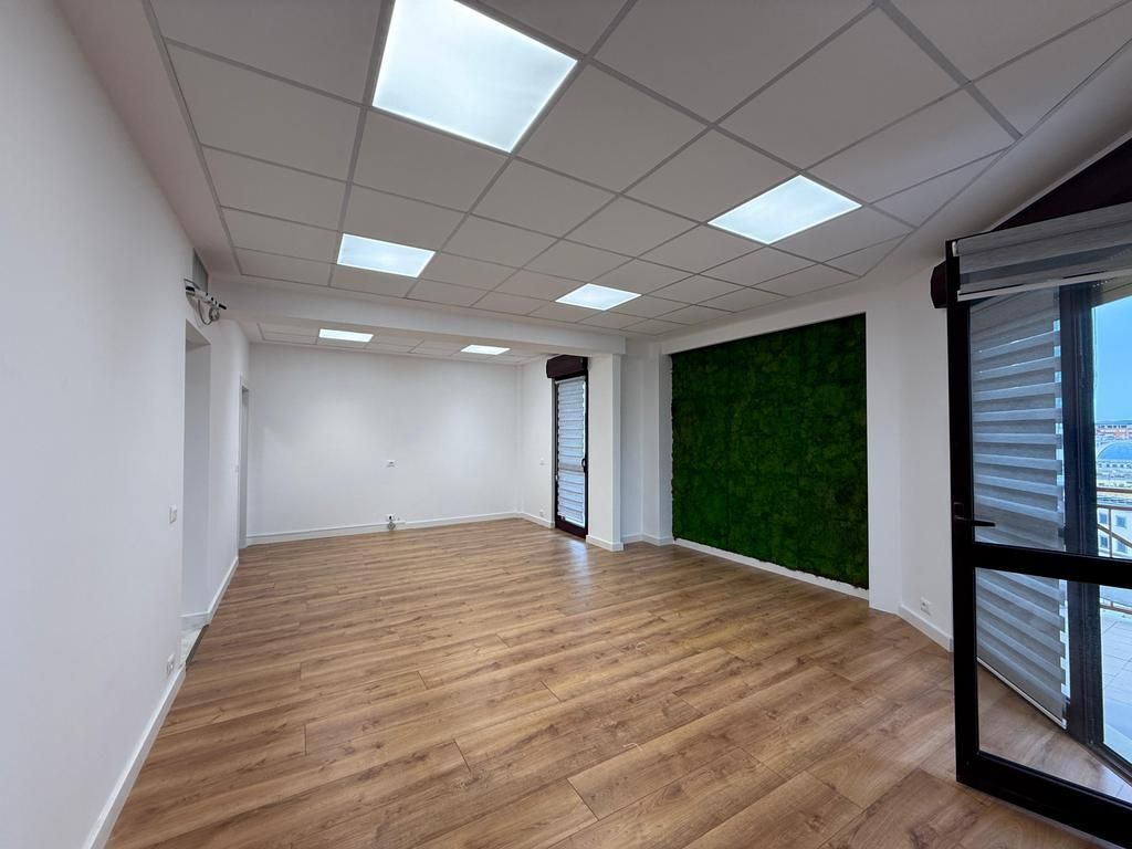 Rent, Business Premises, Center, Tirana.
