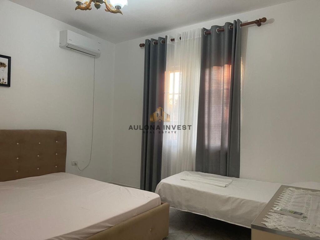 AFFITTASI A LUNGO TERMINE, PRIMO PIANO DI UNA CASA VICINO AL MARE - VLORA