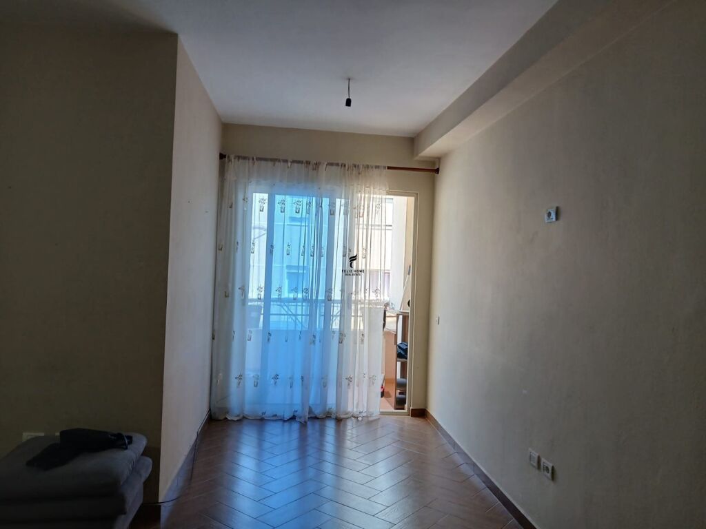 APARTAMENT ME QERA 2+1+2 ASTIR 450 EURO FH-87083