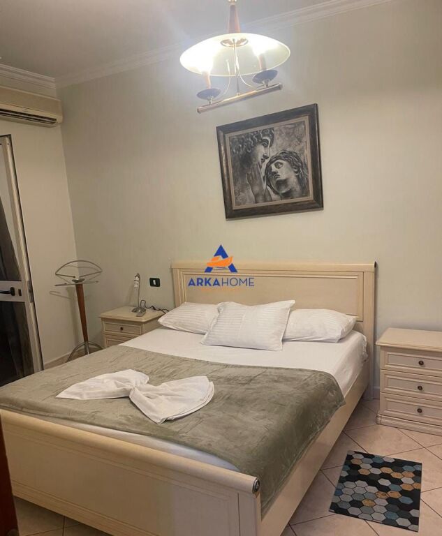 AFFITTASI APPARTAMENTO 2+1+BALCONE "STAZIONE DEI TRENI" 75.000 LEKE
