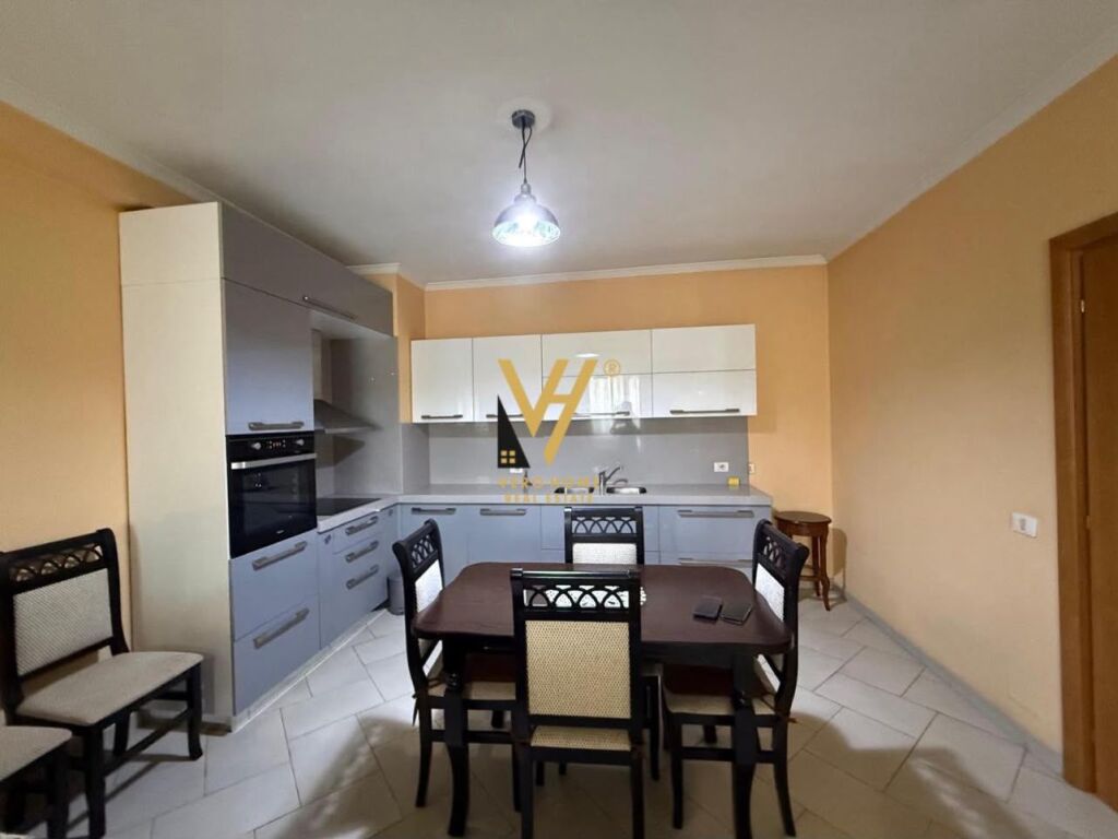 SHITET APARTAMENT 2+1+2+BLK NE DON BOSKO 215.000 EURO