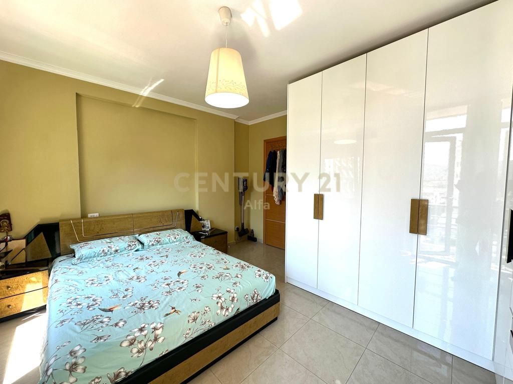 Appartamento 2+1+2+Studio in Vendita vicino al Lago di Tirana!