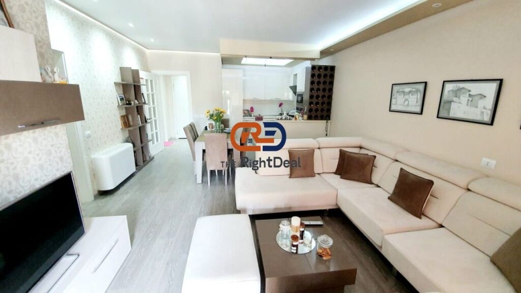 Tek Rruga E Kosovareve, Shitet Super Apartament 2+1+2, Totalisht I Investuar !
