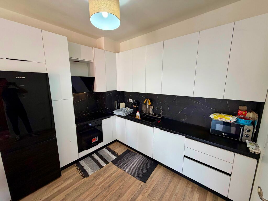 📣 FOR SALE Apartment 1+1 📍 Urban Gate Complex, Astir ✨   🏢 New Building (Mortgage Process)  🪜 6th Floor (With Elevator)  📐 Area 70 m2  🛋️ Fully Furnished   💶 Price 105,000 Euro