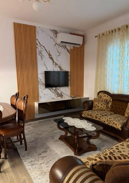 Affitto | Vilë 2 + 1 | Siri Kodra | 500 €/mese