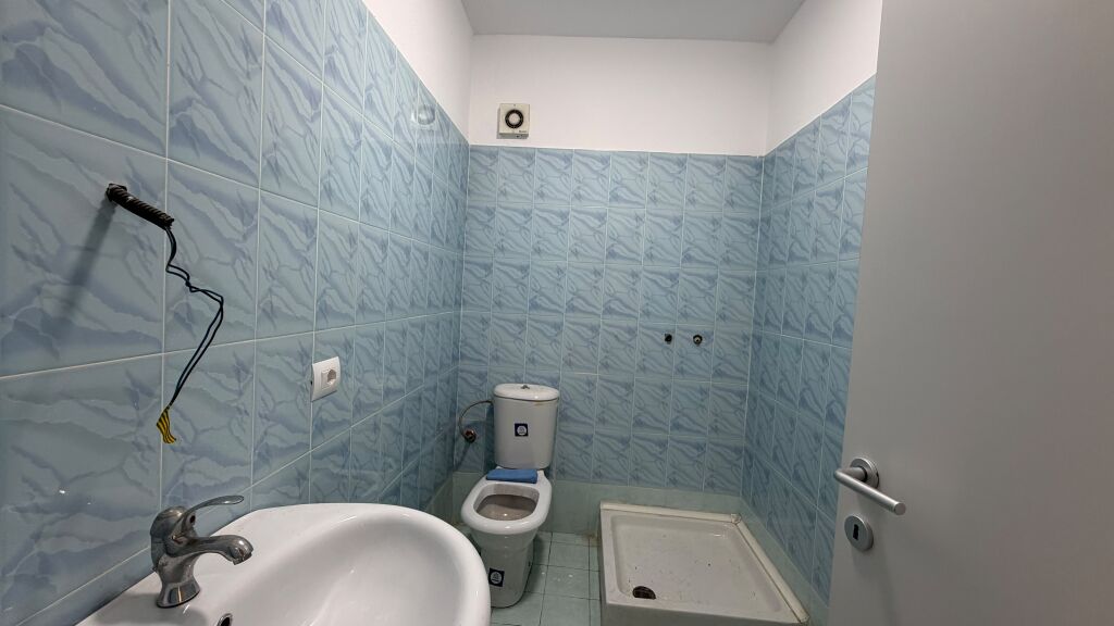 Shitet apartament 2+1+2 ne Don Bosko