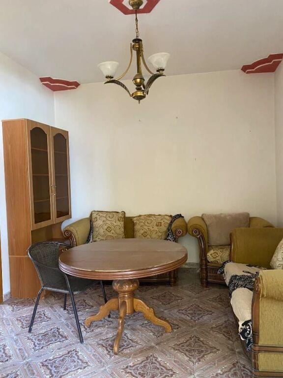 In Affitto Appartamento 2+1+1 Balcone