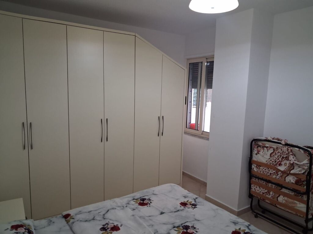 APARTAMENT NE SHITJE TE URA E DAJLANIT!!!