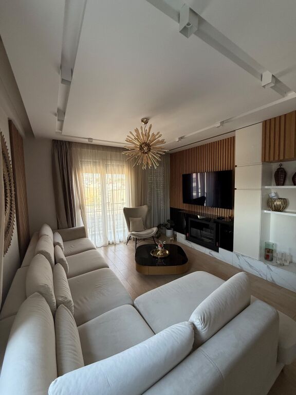 Apartament ne shitje 3+1+2 te ca Mihal Grameno