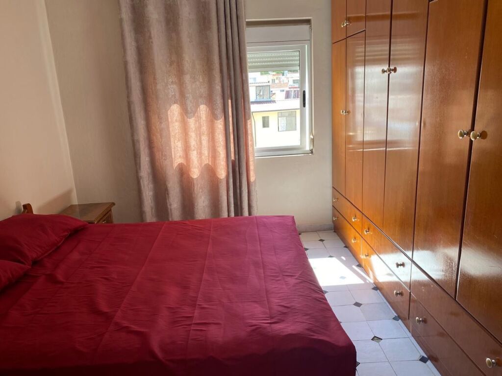 2+1,kat 5 pa ashensore,rrug e elb,680 euro