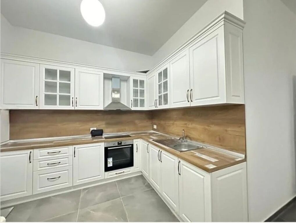 Apartament 1+1 me Qera tek Square21