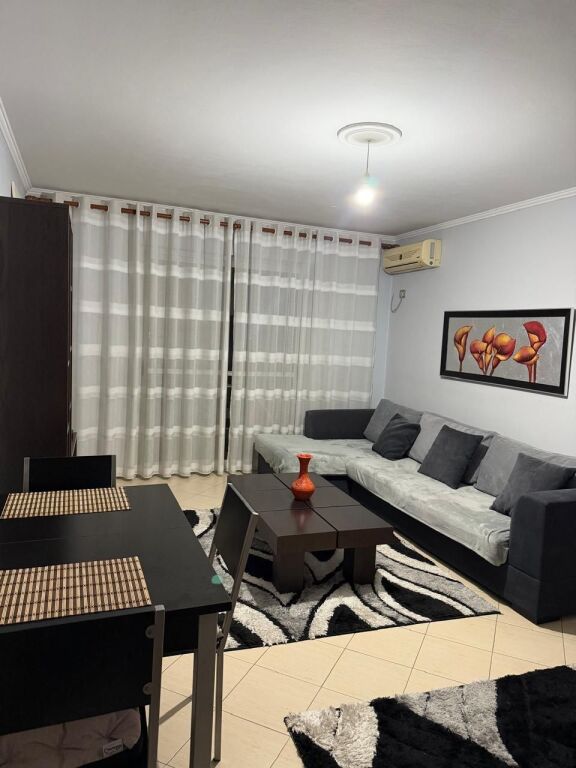 📌 SHITET APARTAMENT 1+1 – TEK BRRYLI, TIRANË