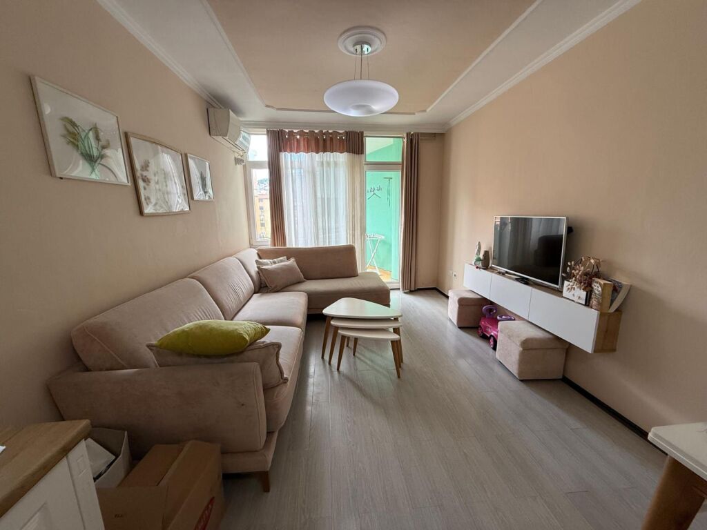 Qera | Apartament 2 + 1 | Komuna e Parisit | 750 €/muaj