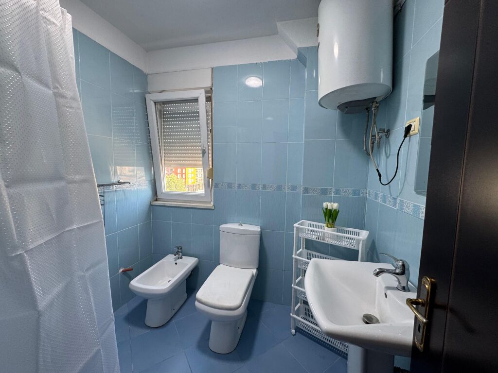 Appartamento in affitto 2+1+2 in via Elbasan, vicino all'Ambasciata americana! ID 5282