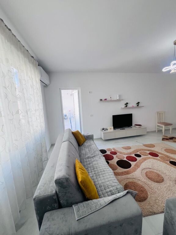 Apartament 2+1 me qera ne Astir tek Bar Bohem