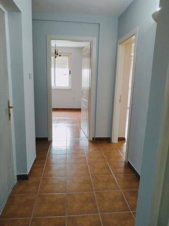 🏡Affittasi appartamento 1+1  📍21 Dhjetori,Tirana 💶550€/mese (trattabile)  