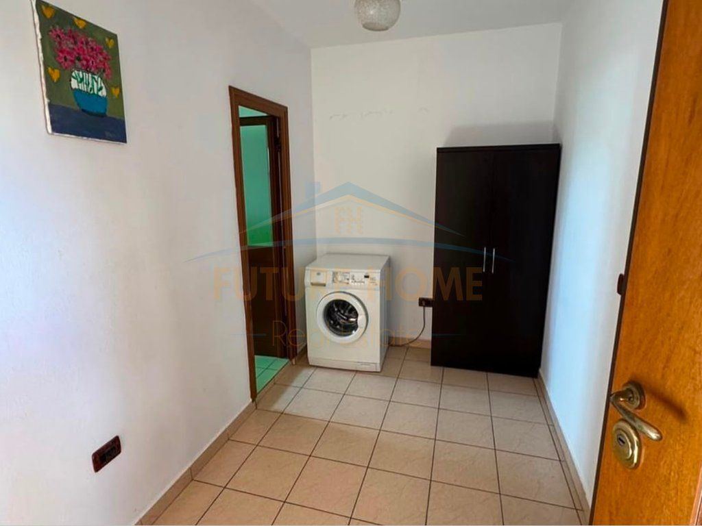Qera, Apartament 1+1,Lagjia 18, Durres
