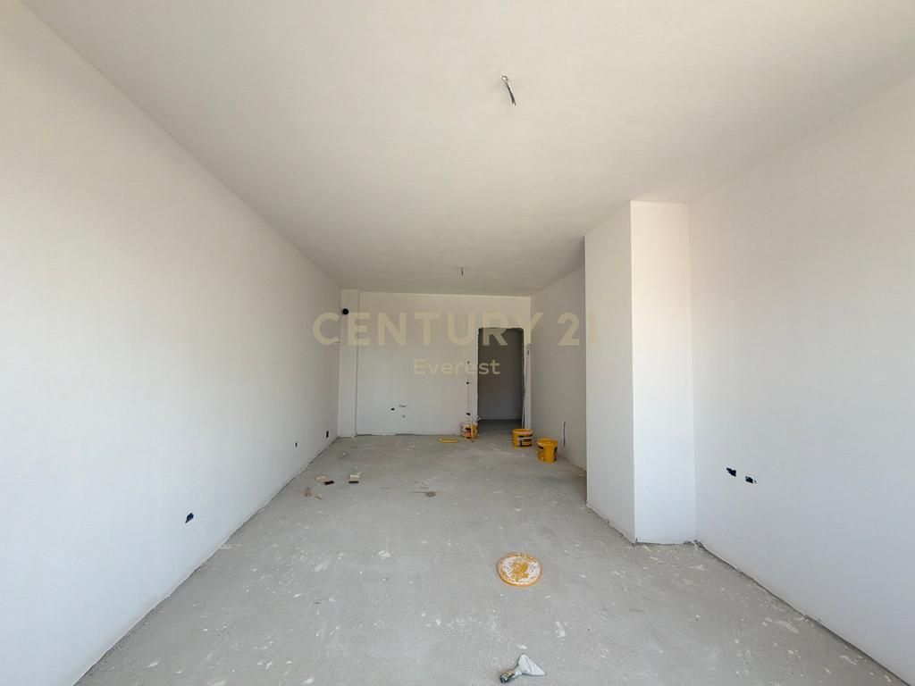 KAMEZ QENDER, SHESIM APARTAMENT 2+1+2! everest146498