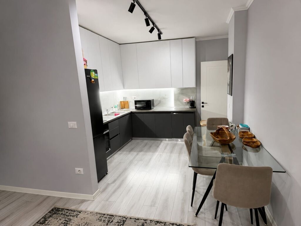 Affitto, Appartamento 1+1, Lago Secco, Tirana. LI71990