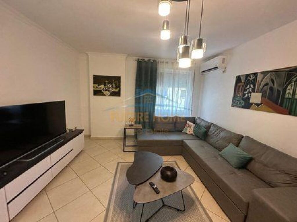 Rent, Apartment 1+1, Port Street, Durres