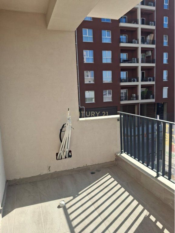 Apartament 2+1 per zyra tek Kompleksi Aura-Laprake! Nea146569