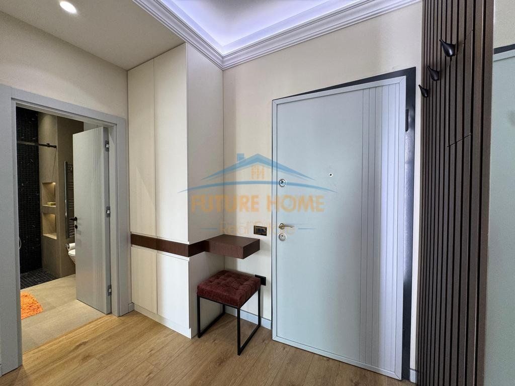 Disponojme per Qera, Apartament 1+1, Rruga e Kavajes, Tirane