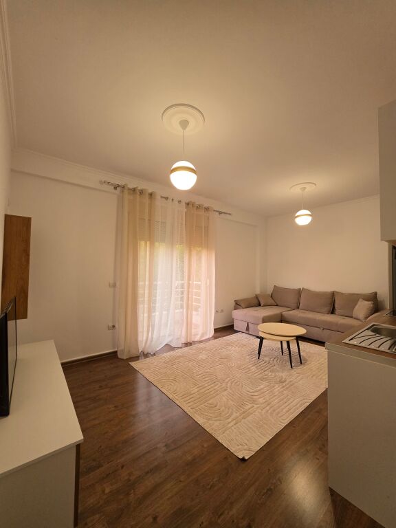 🏡 Appartamento 1+1 in affitto  📍 Vicino al Lago Artificiale, adiacente al Giardino Zoologico
