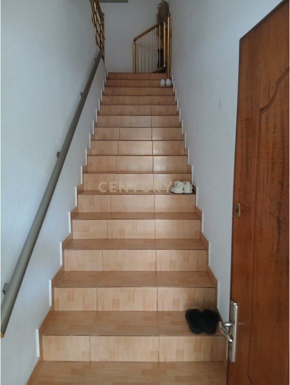 Annuncio di Vendita Immobile: Bar-Caffè e Abitazione su 2 Piani a Tirana - 593,952€ | 236m²