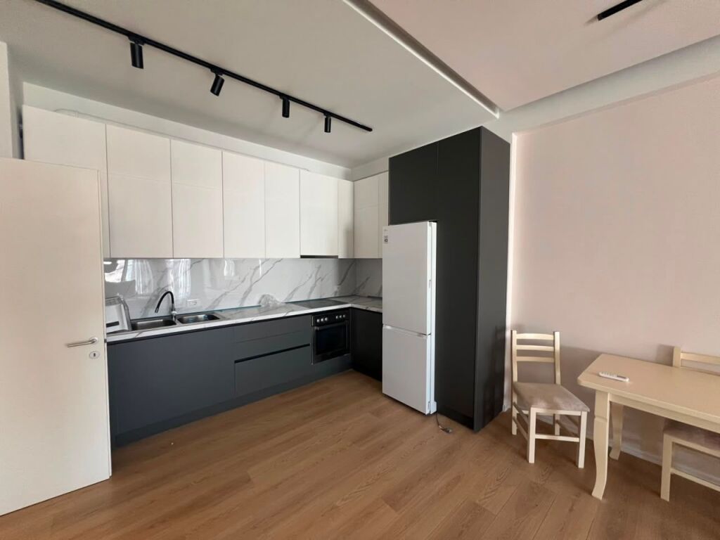 Shitet Apartament 2+1, Rruga Dritan Hoxha , Tirane . Empire72559