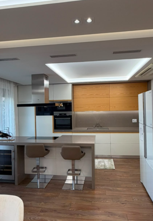 ✅ SHITET APARTAMENT LUKSOZ 2+1+2 | Blloku Gintash, Laprakë