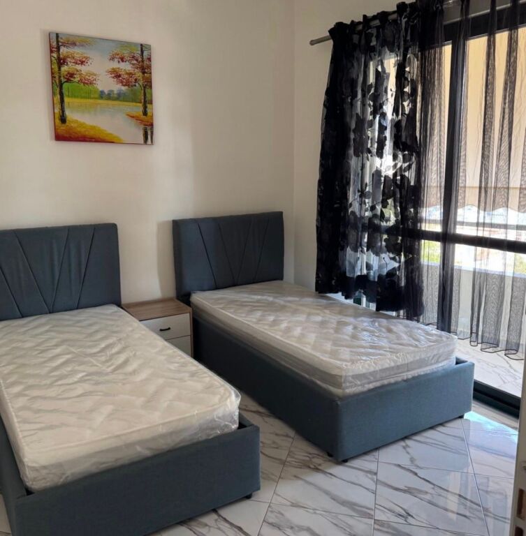 Apartament me qera 2+1+garazh prane Casa Italia