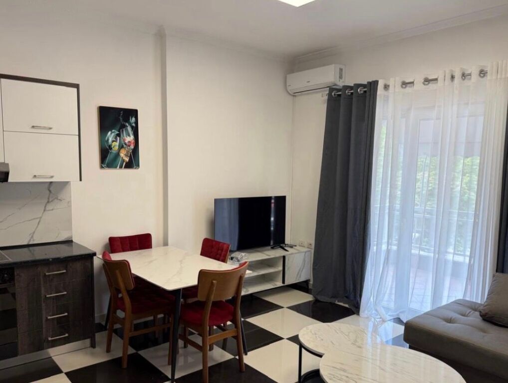Super 1+1 apartment for rent next to UET