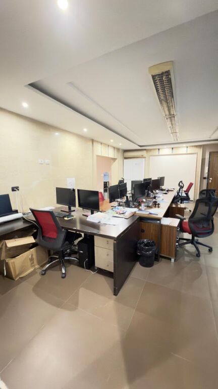 Ufficio in affitto 350 m2 presso Kika Comune di Parigi!