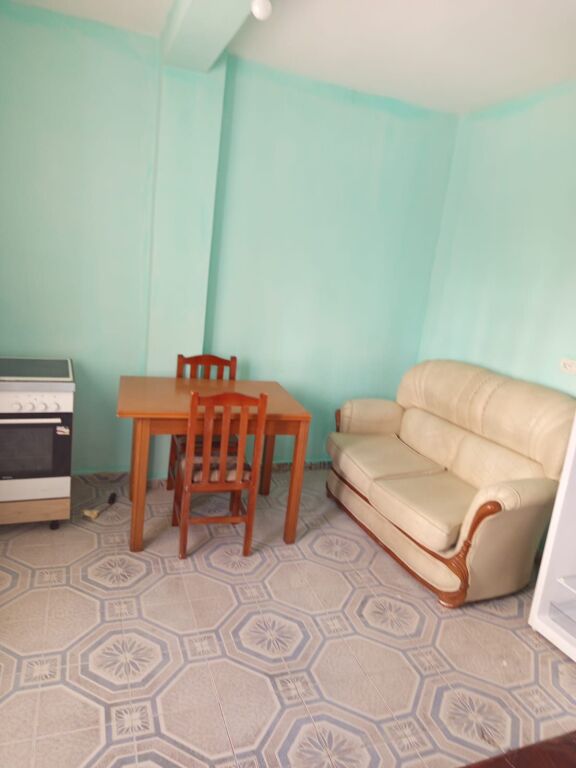 APARTAMENT 2+1. 32000 LEKE.RRUGA 5 MAJI