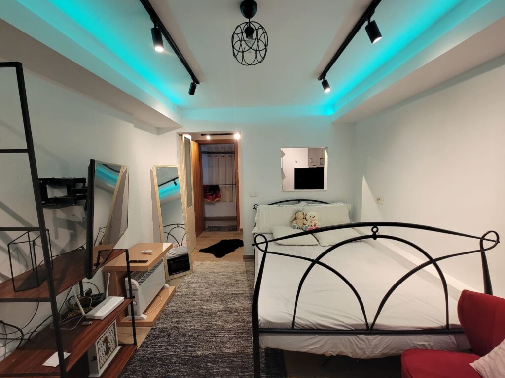 Qera | Garsoniere | Komuna Parisit | 400 €/muaj