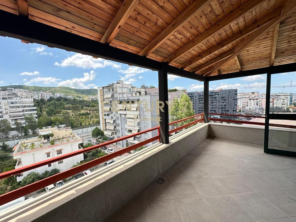 DINAMO COMPLEX, LUXURY PENTHOUSE FOR SALE