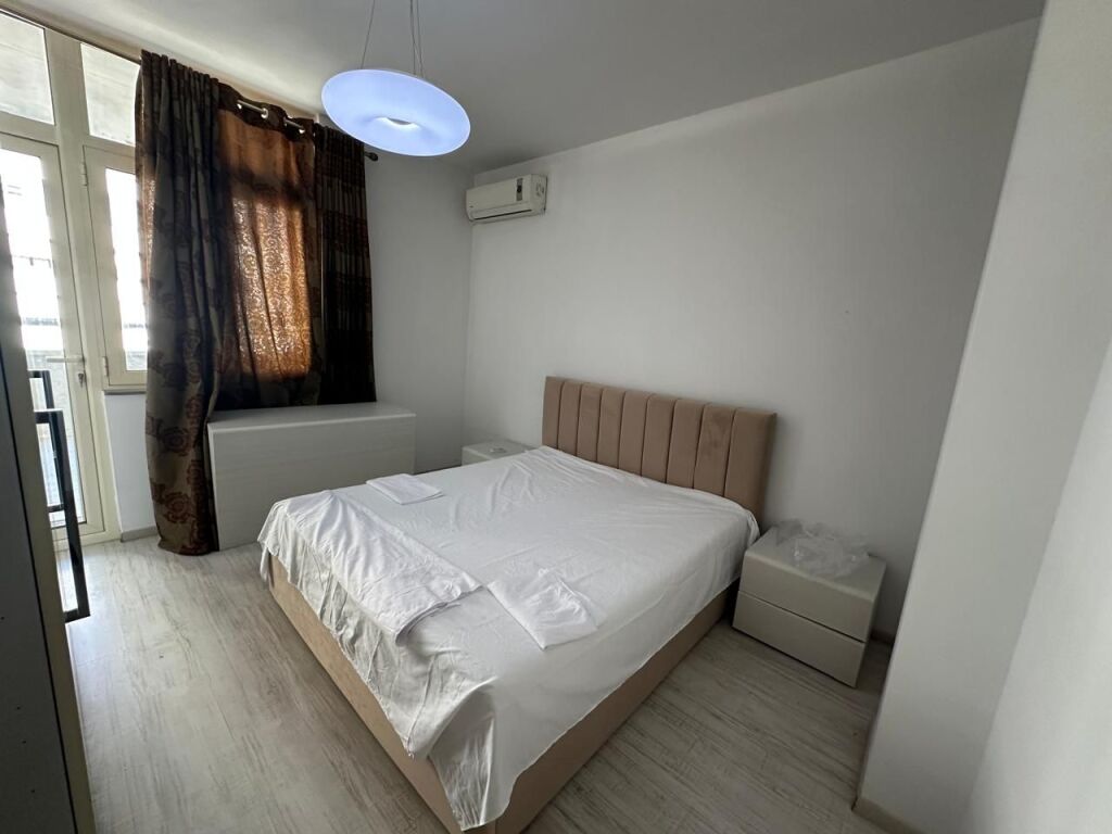 🏢Ex Stazione Ferroviaria, appartamento in affitto, 2+1, arredato. 80.000 Leke
