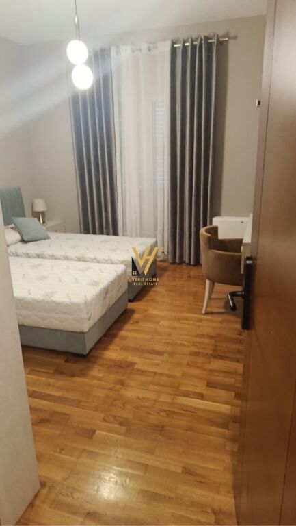 APARTMENT 3+1+BLK FOR RENT AT VILAT AMERIKANE 1,000 EURO
