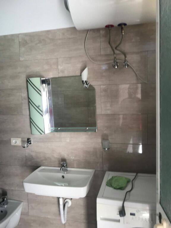 CASA PRIVATA IN AFFITTO – VIA TODI SHKURT
