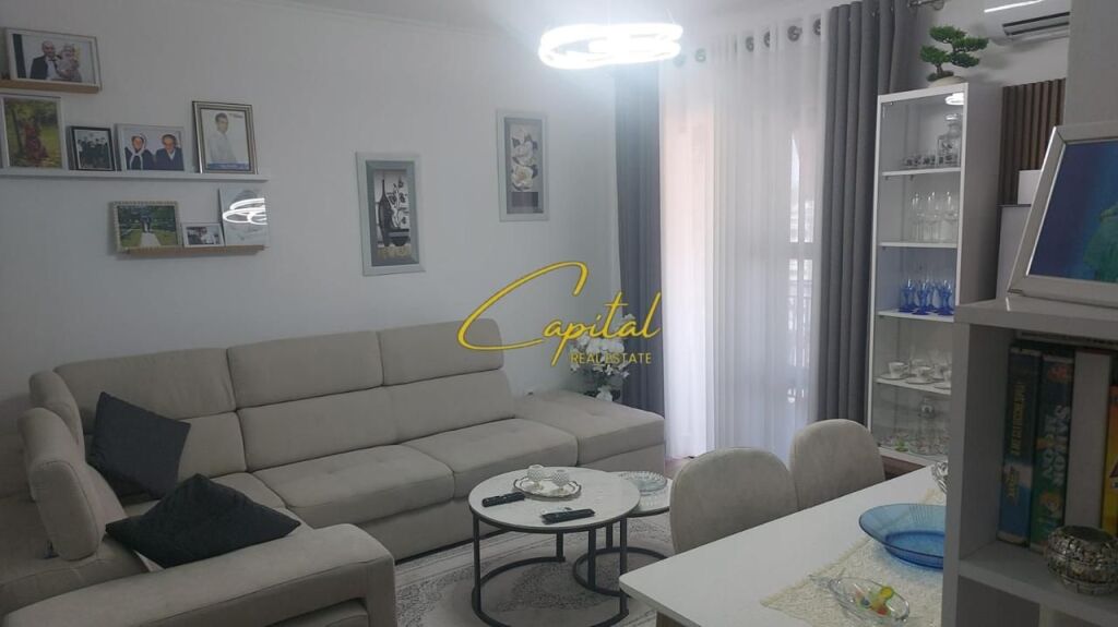 SHITET APARTAMENT 1+1 KINOSTUDIO 15.800.000 LEKE