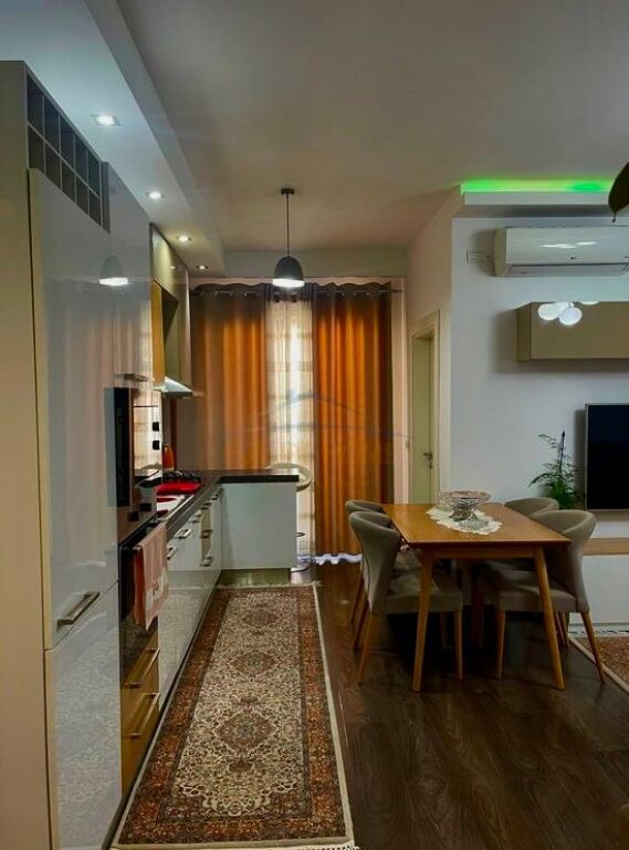 Qera, Apartament 2+1 + Parkim,  Yzberisht, Tirane