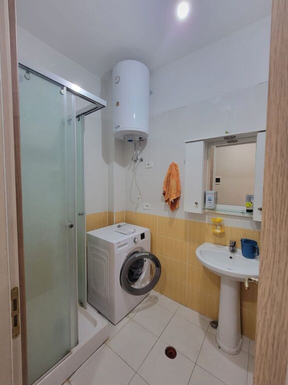 Rent | Apartament 1 + 1 | Astir | 470 €/month