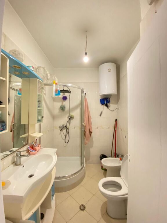 Appartamento 2+1+Balcone In Affitto A Astir
