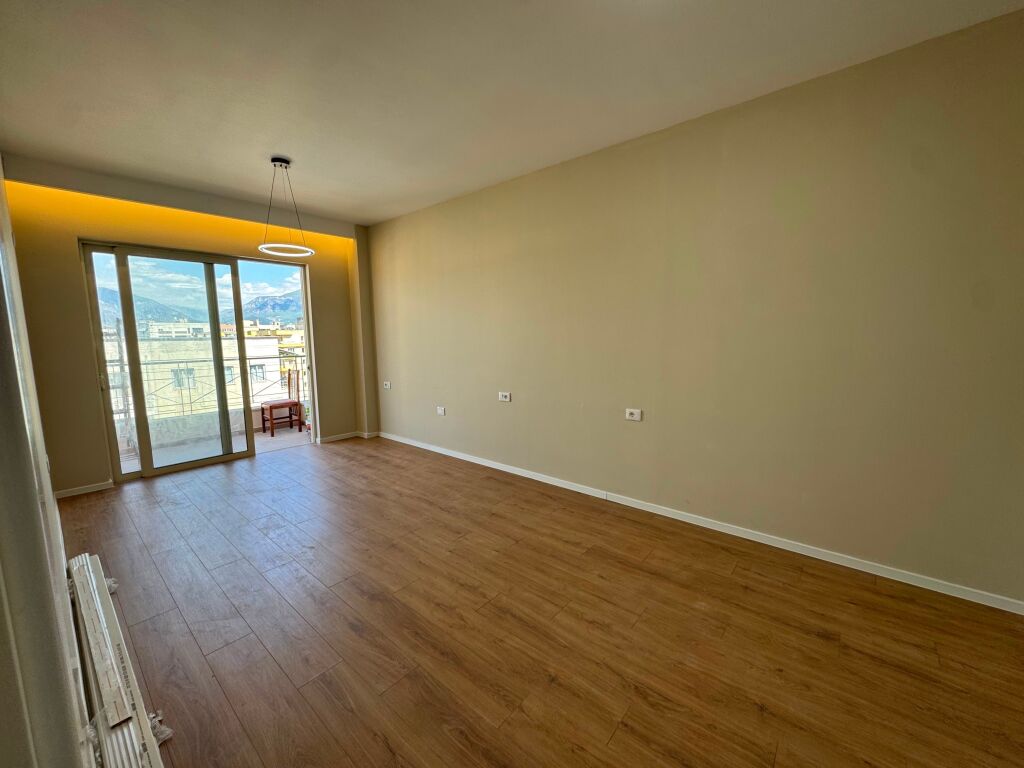 Apartment 2+1+2 for sale in Astir