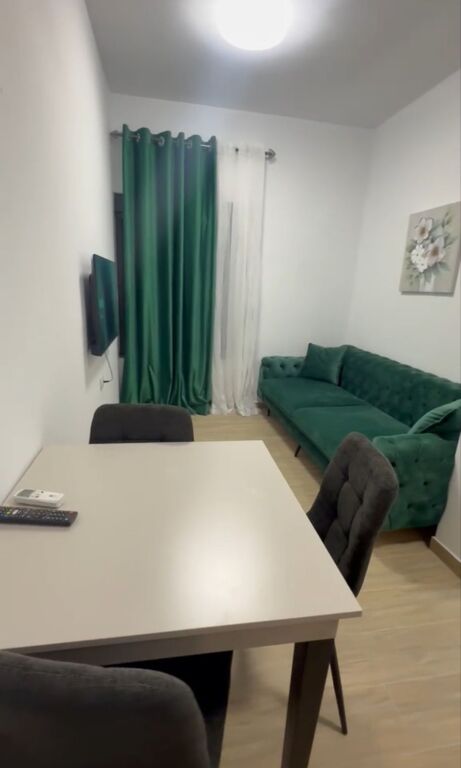 Affitto | Apartament 1 + 1 | Rruga 5 Maji | 520 €/mese