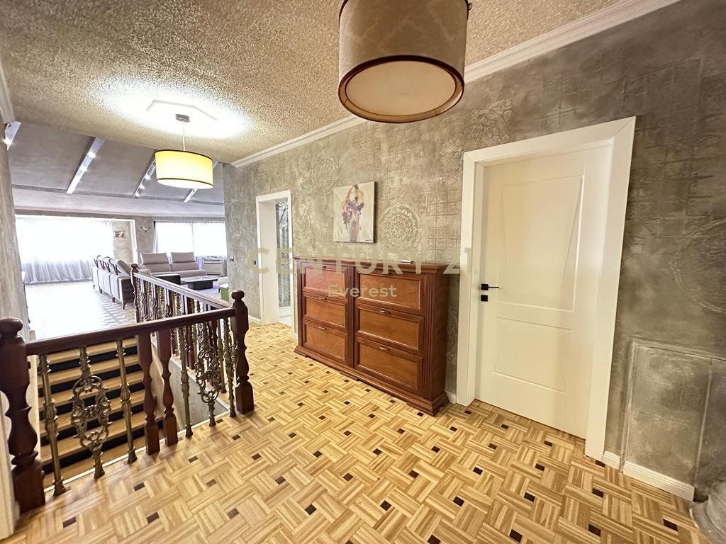 DINAMO COMPLEX, LUXURY PENTHOUSE FOR SALE 800,000 €