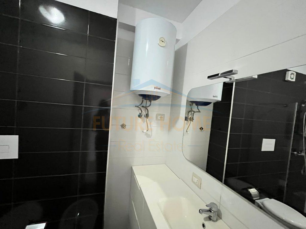 Qera, Apartament 2+1+2 Galaktiku, Durres