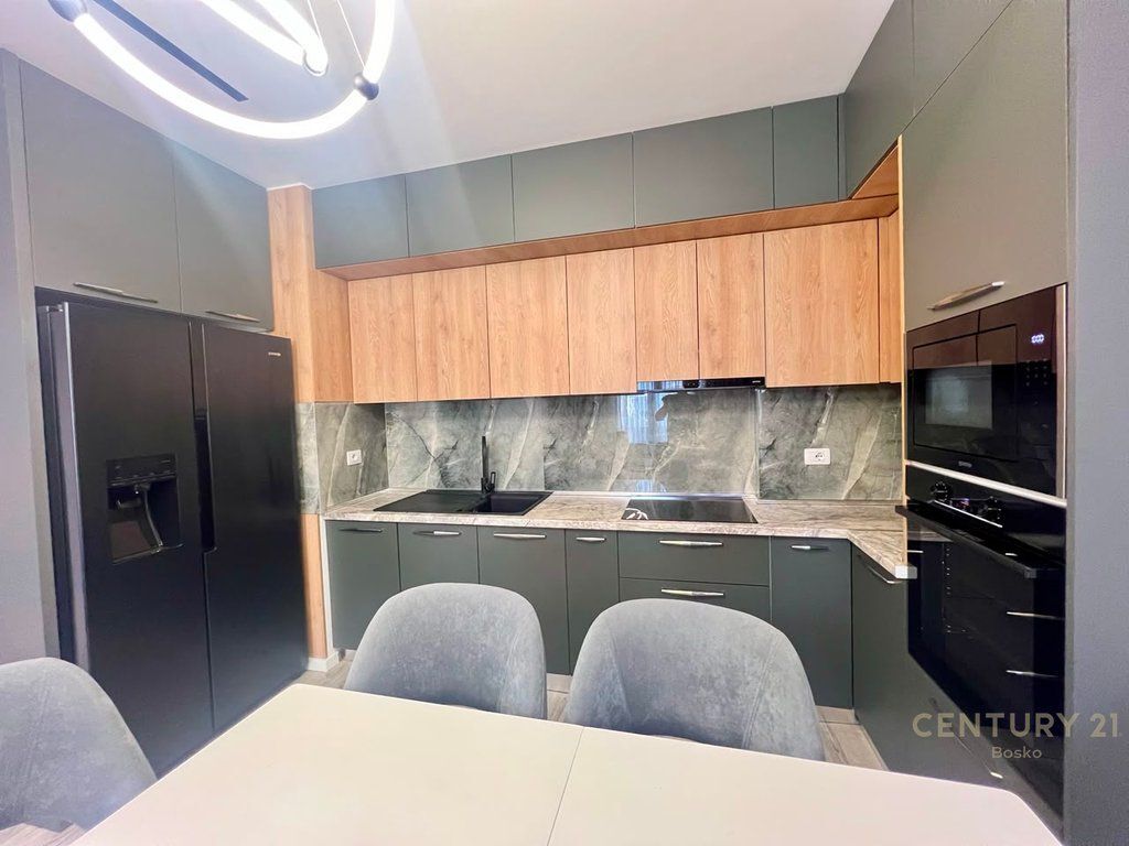 2+1 apartment with parking space for rent, Ish-Parku, Ndre Mjeda Street