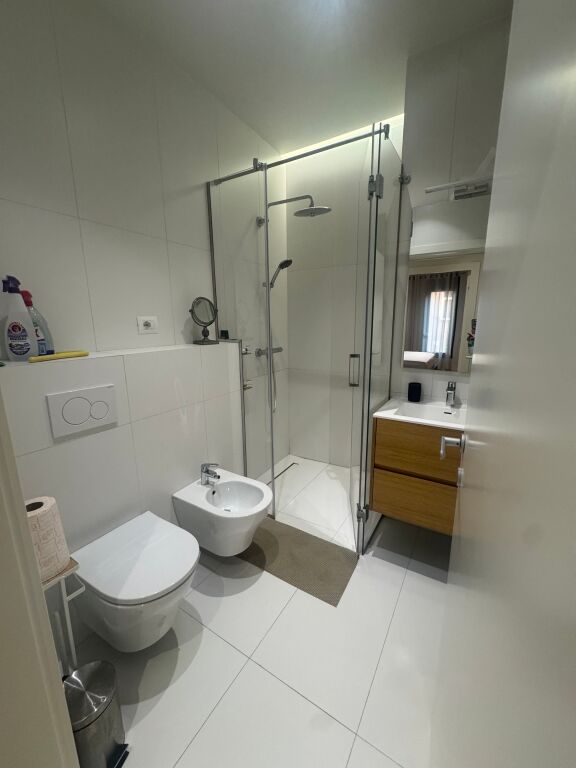 Appartamento moderno 2+1 in Via Kosovareve!